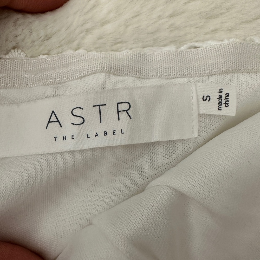 ASTR kalena strapless dress in white - Picture 4 of 5